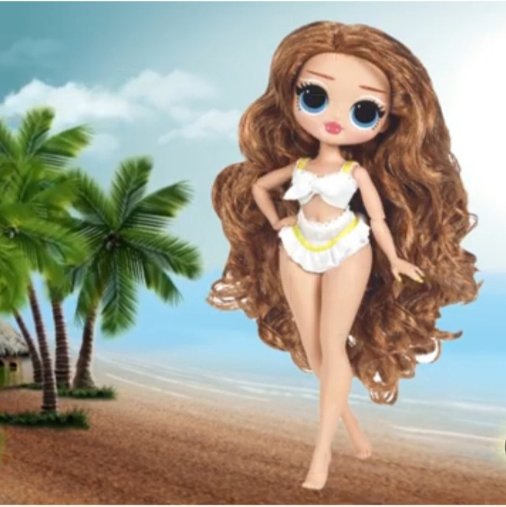 L.O.L Surprise! O.M.G. Swim Doll Coastal Q.T. White‎ Dress 9 Inches